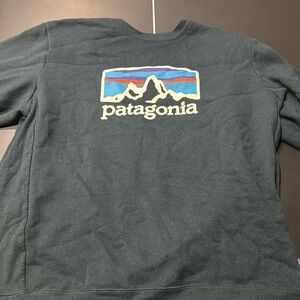 Patagonia uprisal crew size large